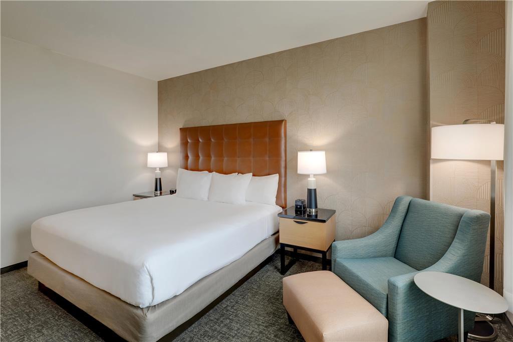 Drury & North Hotel 3*